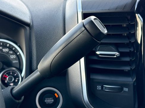 New 2026 RAM 3500 Big Horn AWD/4WD image 17