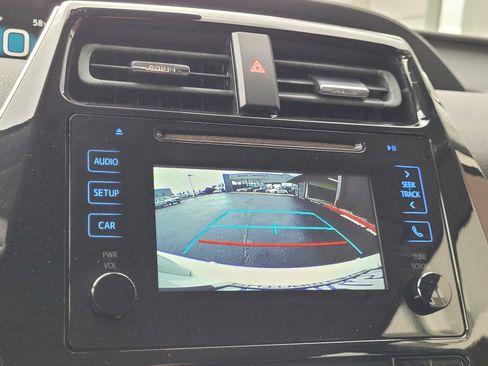 Used 2017 Toyota Prius Two image 14