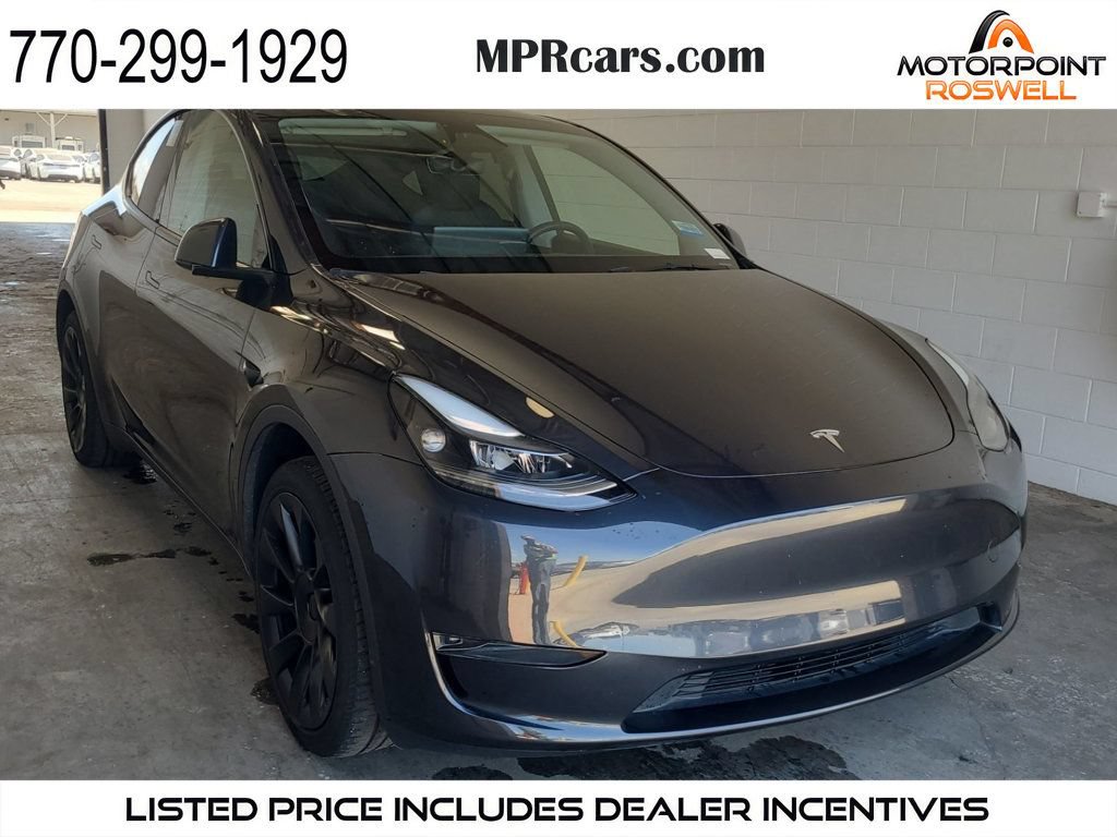 Used 2024 Tesla Model Y 2WD image 1