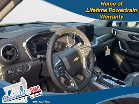 New 2026 Chevrolet Blazer LT w/ LPO, Black Sport Package image 4