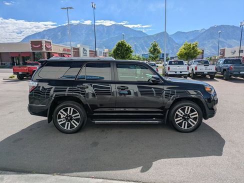 Used 2023 Toyota 4Runner Limited AWD/4WD image 2