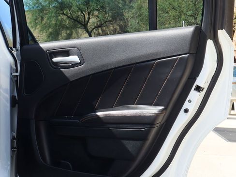 Used 2018 Dodge Charger R/T image 26