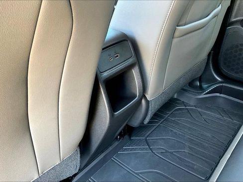 Used 2025 Chevrolet Trax ACTIV FWD image 22