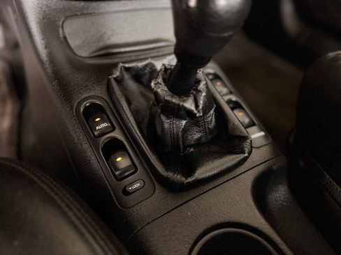 Used 2001 Saturn L-Series L200 FWD image 39