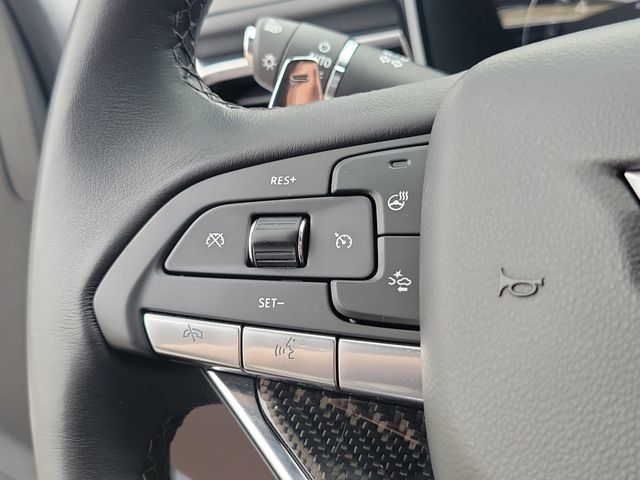 Used 2025 Cadillac XT6 Sport w/ Technology Package AWD/4WD image 12