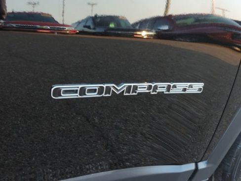 Used 2024 Jeep Compass Sport AWD/4WD image 15