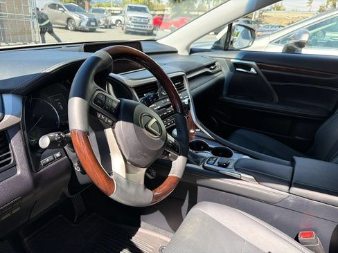 Used 2018 Lexus RX 350 AWD w/ Premium Package image 9