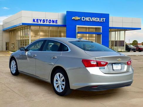 Used 2024 Chevrolet Malibu LT FWD image 5
