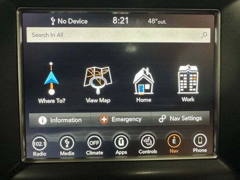 Used 2018 Jeep Grand Cherokee Limited AWD/4WD image 32