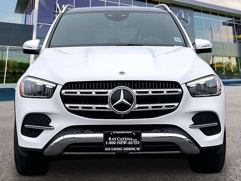 Certified 2025 Mercedes-Benz GLE 450 4MATIC image 3