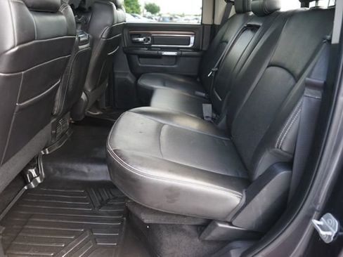 Used 2015 RAM 1500 Laramie w/ Convenience Group AWD/4WD image 12