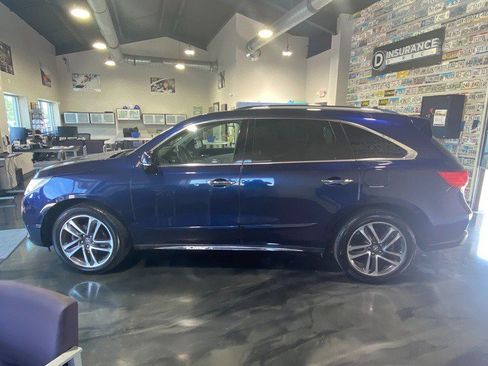 Used 2017 Acura MDX SH-AWD image 4