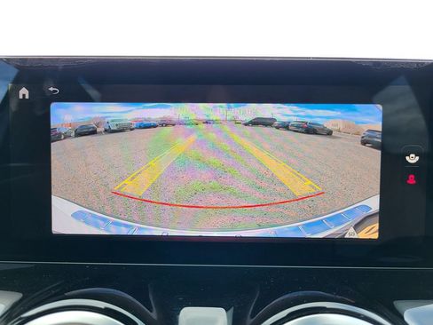 Used 2025 Mercedes-Benz GLA 250 4MATIC image 19