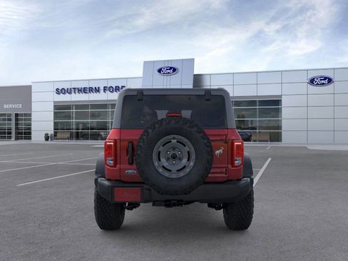 New 2025 Ford Bronco 4-Door w/ Sasquatch Package AWD/4WD image 5
