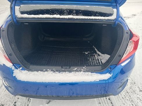 Used 2017 Honda Civic EX image 9