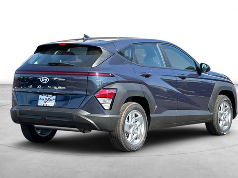 New 2027 Hyundai Kona SE FWD image 6