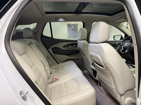 Used 2023 GMC Terrain Denali image 18