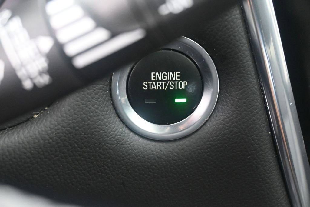 Used 2021 Chevrolet Traverse RS w/ LPO, Floor Liner Package AWD/4WD image 42