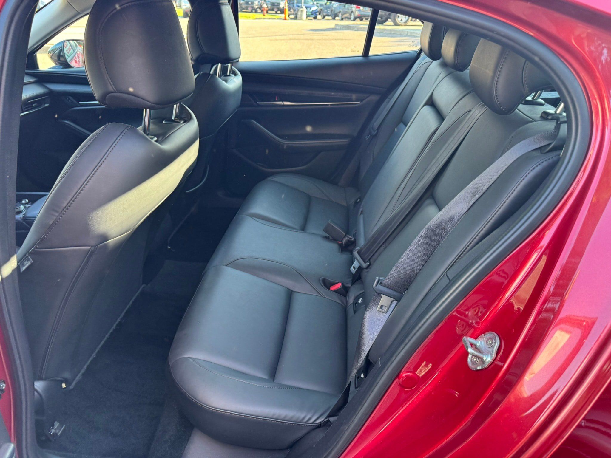 Used 2024 MAZDA MAZDA3 s FWD image 10