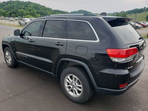 Used 2018 Jeep Grand Cherokee Laredo AWD/4WD image 6