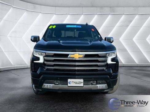 Used 2024 Chevrolet Silverado 1500 High Country image 8