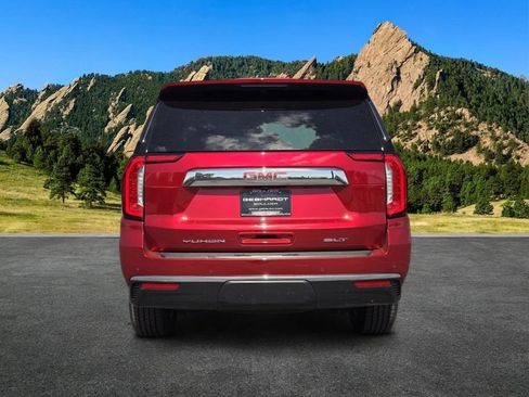 Used 2023 GMC Yukon SLT AWD/4WD image 6