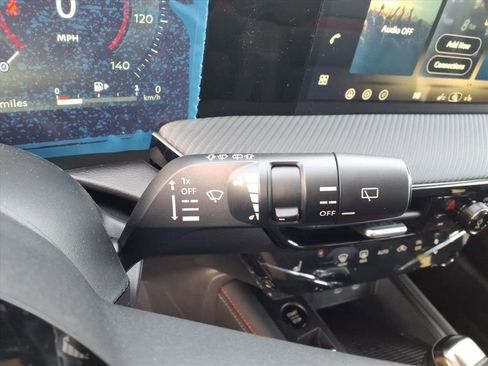 New 2026 Nissan Kicks SR w/ Cold Weather Package image 22