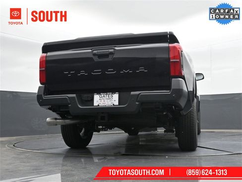 Used 2025 Toyota Tacoma SR w/ SR Upgrade Package image 37