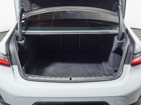 Used 2025 BMW 330i Sedan RWD image 7