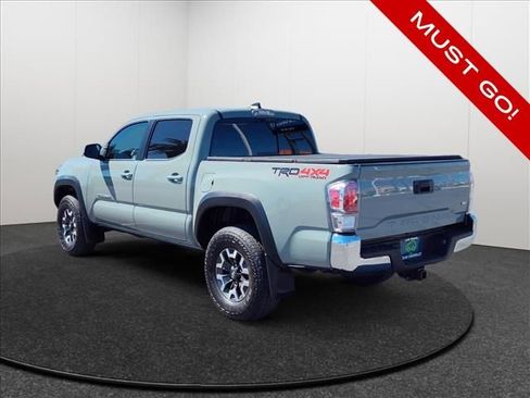 Used 2023 Toyota Tacoma TRD Off-Road AWD/4WD image 3