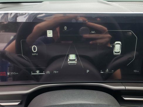 New 2026 Kia Sportage SX FWD image 6