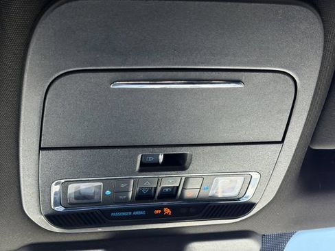 Used 2024 Ford F150 Lariat w/ Equipment Group 502A High AWD/4WD image 20