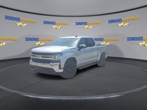 Used 2022 Chevrolet Silverado 1500 LT RWD image 4