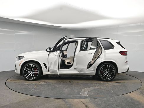 Used 2023 BMW X5 M50i w/ Executive Package AWD/4WD image 54