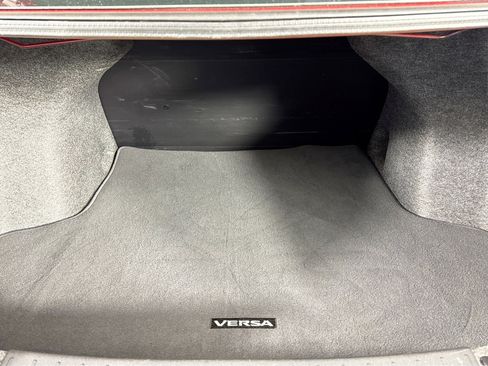 Used 2019 Nissan Versa S Plus image 33