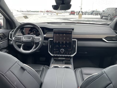 Certified 2025 GMC Acadia Denali w/ Super Cruise Package image 19