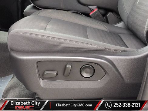 Used 2023 Chevrolet Silverado 1500 LT AWD/4WD image 21