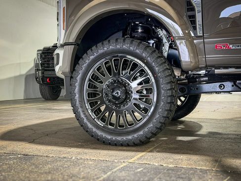 Used 2026 Ford F450 King Ranch w/ Chrome Package AWD/4WD image 10