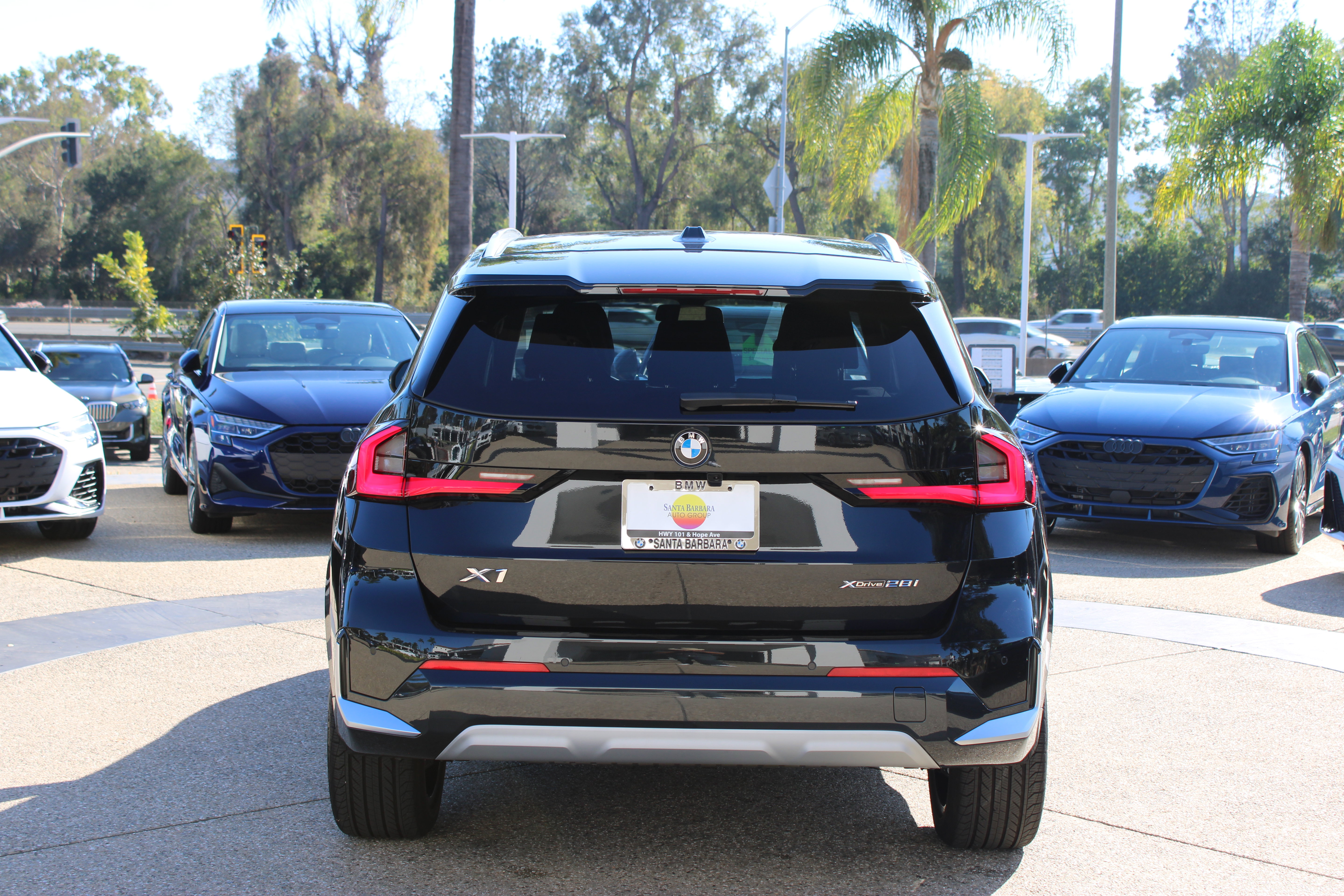 Used 2026 BMW X1 xDrive28i w/ Convenience Package AWD/4WD image 4