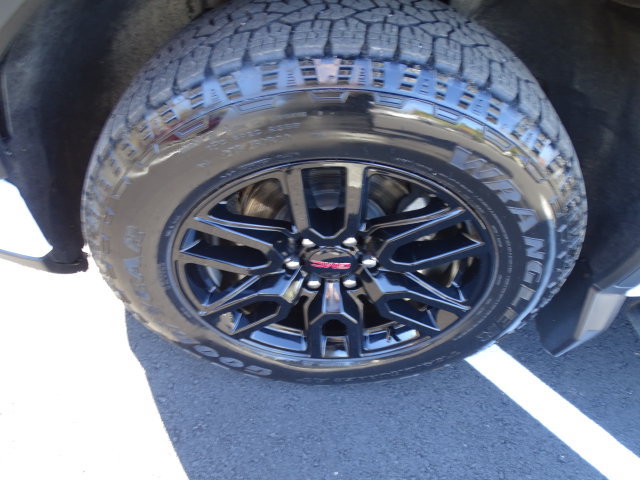 Certified 2023 GMC Sierra 1500 Pro w/ Graphite Edition AWD/4WD image 24