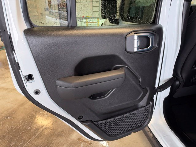 New 2027 Jeep Wrangler Unlimited Rubicon 392 AWD/4WD image 19