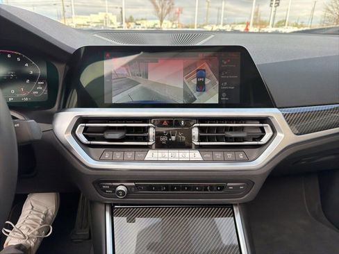 Used 2023 BMW M4 xDrive Competition w/ Executive Package image 18