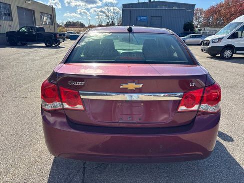 Used 2016 Chevrolet Cruze LT w/ Sun And Sound Package image 6
