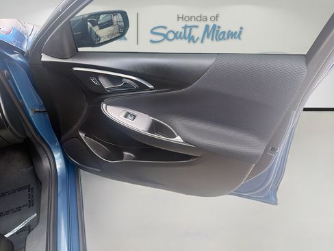 Used 2025 Chevrolet Malibu LS FWD image 33