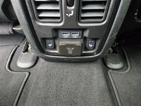 Used 2024 Dodge Durango GT image 44
