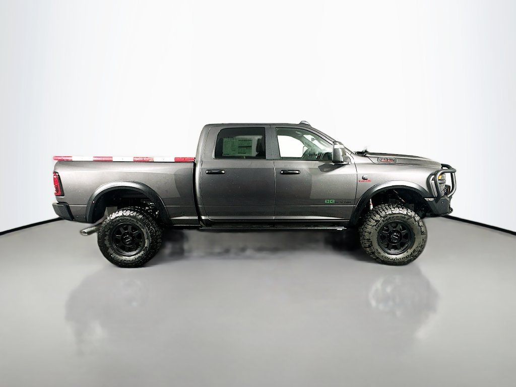 New 2025 RAM 2500 Big Horn AWD/4WD image 8