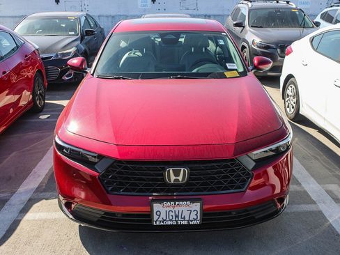 Used 2023 Honda Accord EX-L image 2