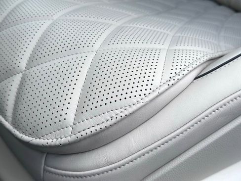 New 2026 Mercedes-Benz S 580 4MATIC Sedan image 17