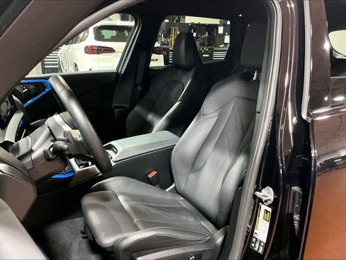 Used 2025 BMW X3 xDrive30i w/ Premium Package image 28