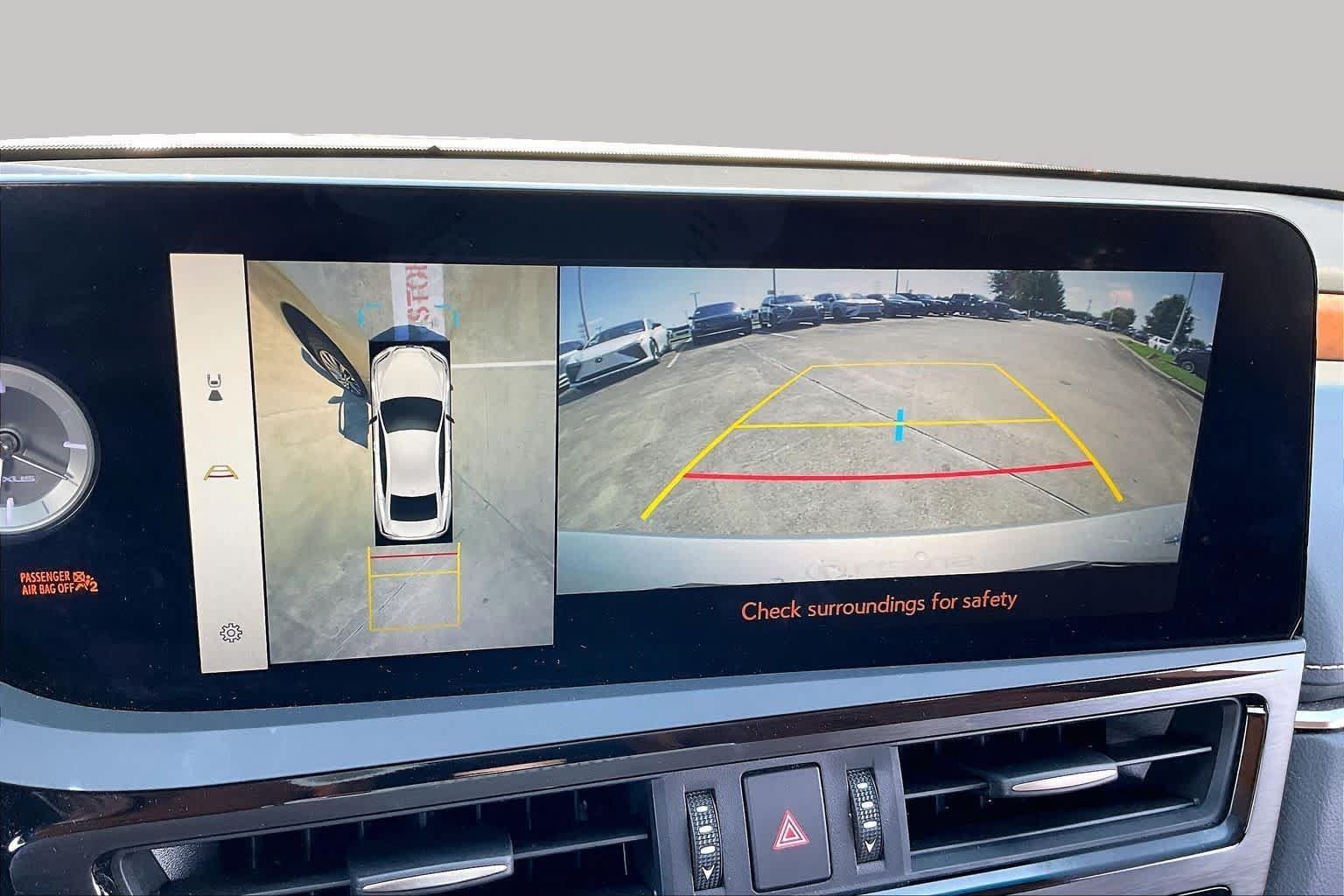 Used 2024 Lexus ES 300h Ultra Luxury w/ Accessory Package (Z2) FWD image 24